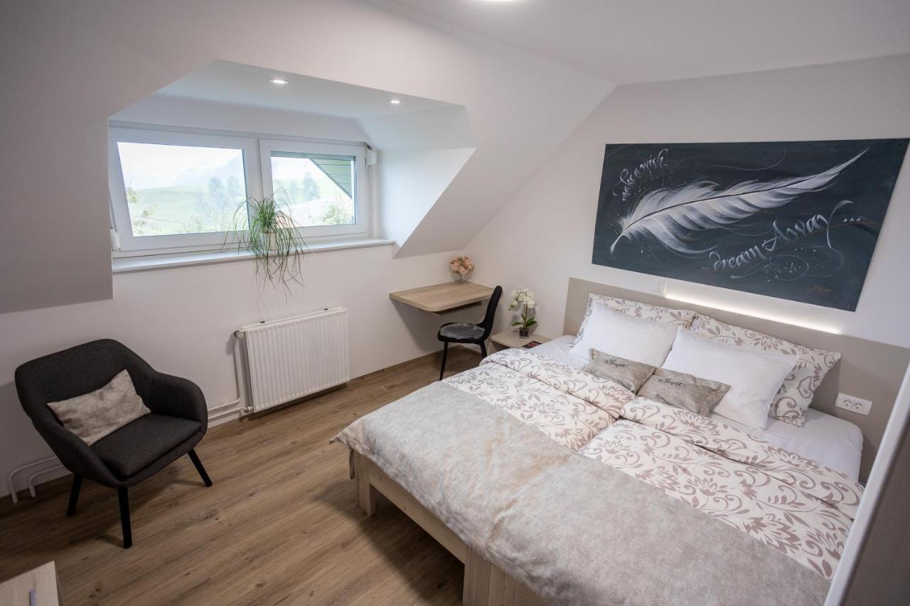 Apartmaji Pr Smolet Škofja Loka Exterior foto