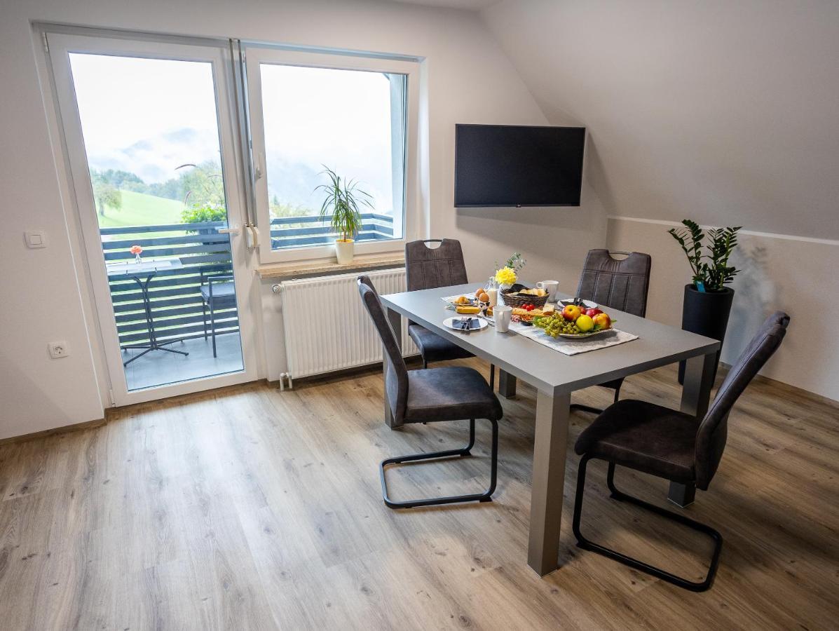 Apartmaji Pr Smolet Škofja Loka Exterior foto